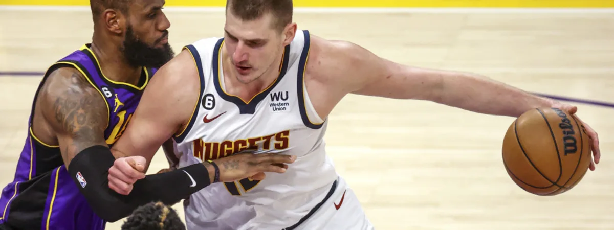 2025亚洲羽毛球混合团体赛在青落幕中国队获得亚军.